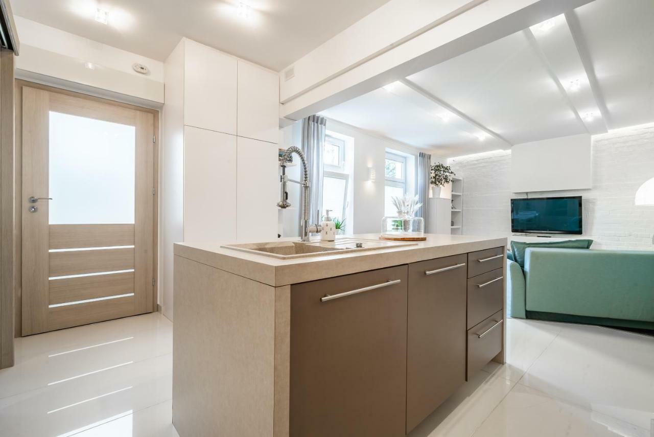 Chill Apartment กดัญสก์ ภายนอก รูปภาพ